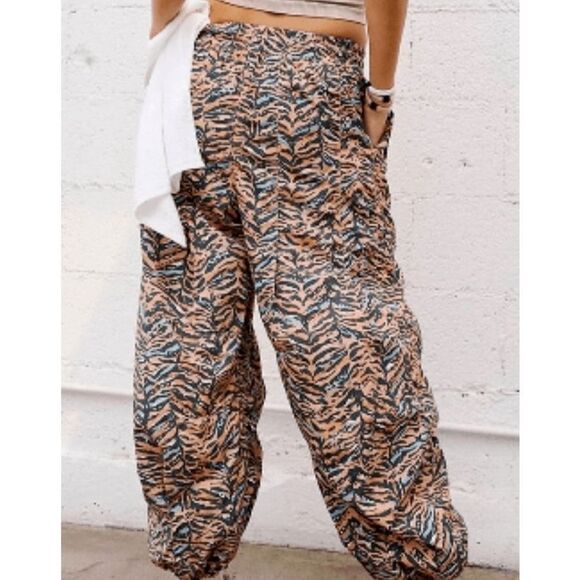 FP Movement OB1614726 Women's Sz S Cheetah Hi-Waist Zephyr Print Pants - Picture 13 of 13